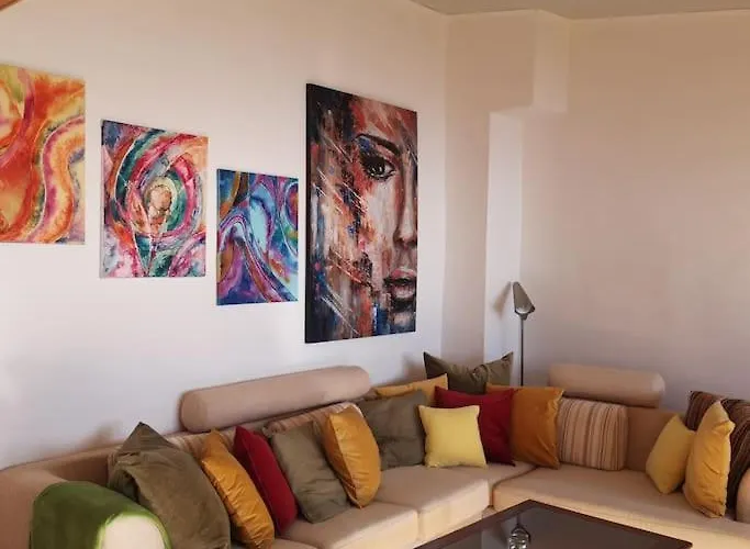 La Casa Roja 2