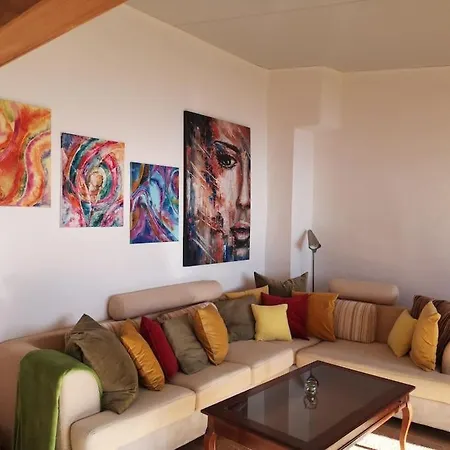 La Casa Roja 2
