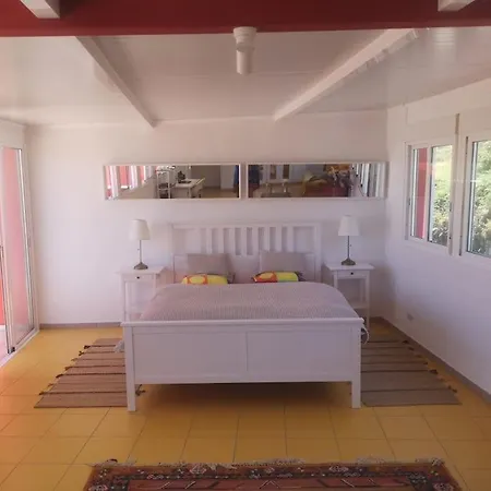 La Casa Roja 2 *